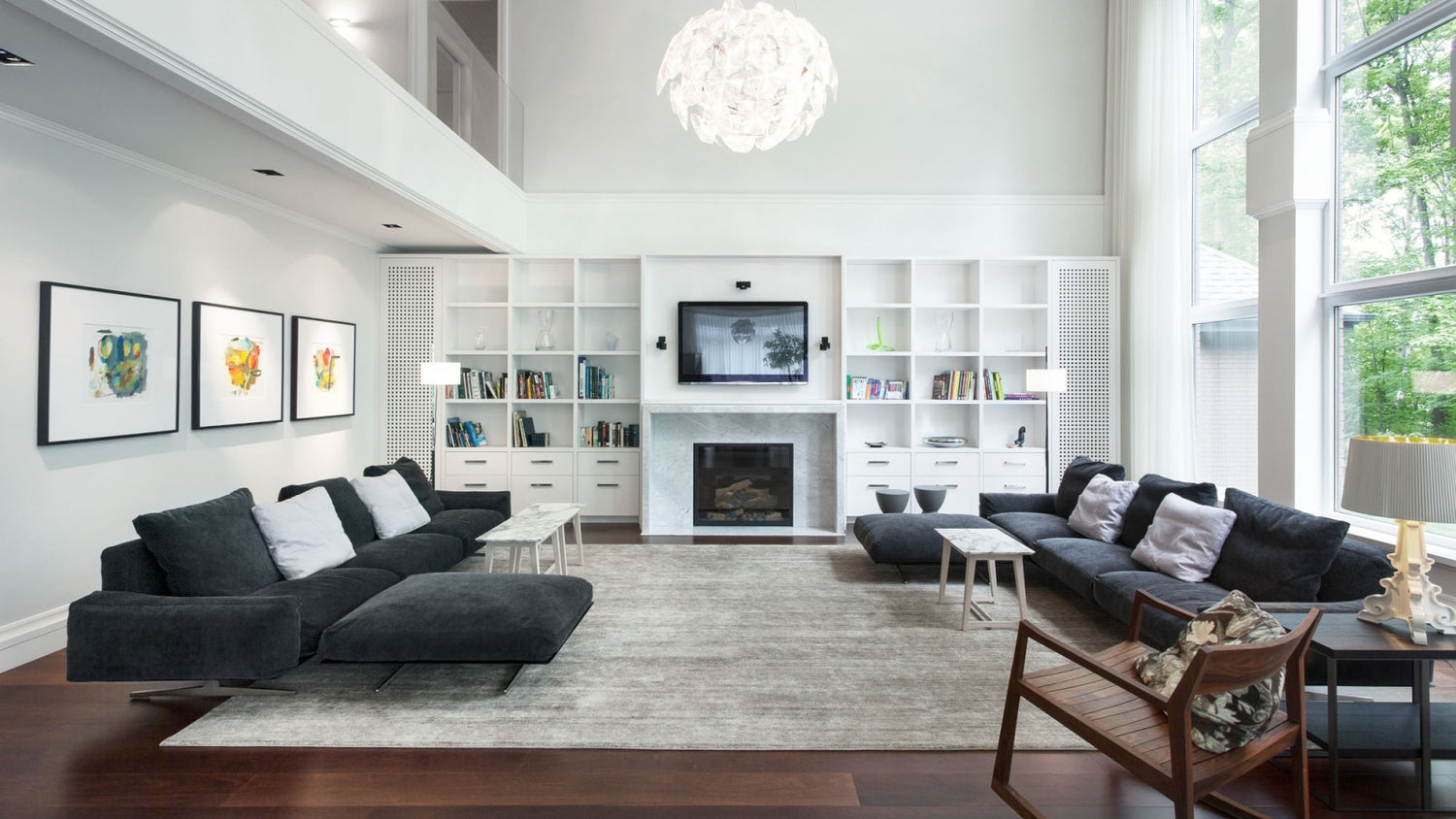 "Pro Tips: Designing a Multifunctional Living Room with Elegimax"